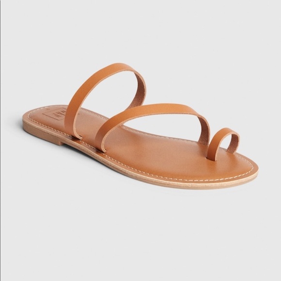 GAP Shoes - GAP camel leather thin strap sandals NWT